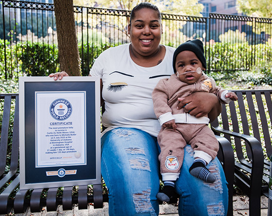 طفل أمريكي يحصل على لقب 