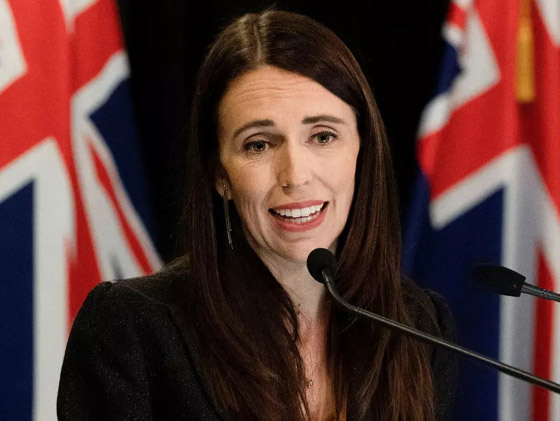 فيديو طريف: ابنة رئيسة وزراء نيوزيلندا تفاجئها بالنهوض من السرير خلال بث مباشر! صورة رقم 5