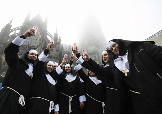 إليكم نبذة مصورة لأهم أحداث الأسبوع من مختلف أنحاء العالم صورة رقم 5 إليكم نبذة مصورة لأهم أحداث الأسبوع من مختلف أنحاء العالم صورة رقم 5