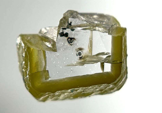 داخل هذه الماسة معدن لم يسبق رؤيته من قبل صورة رقم 1 داخل هذه الماسة معدن لم يسبق رؤيته من قبل صورة رقم 1