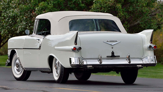 مزاد يطرح سيارة 