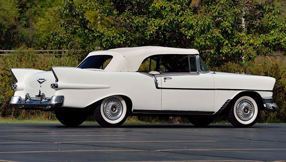 مزاد يطرح سيارة 