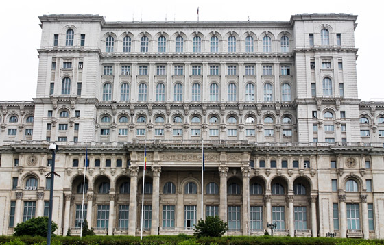 بالصور: تعرفوا إلى 10 مبان مشهورة مذهلة حول العالم ​غير مكتملة بعد! صورة رقم 2