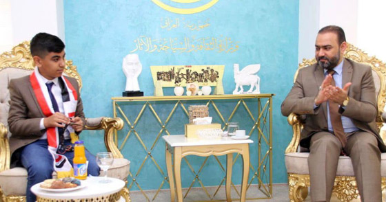 طفل عراقي موهوب يخترع نظارة ذكية تعمل على تنبيه سائقي المركبات صورة رقم 5