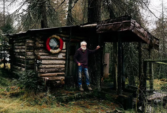 اعتزل المجتمع بعد تعرضه للضرب.. الرجل الذي عاش زاهدا 40 عاما صورة رقم 12