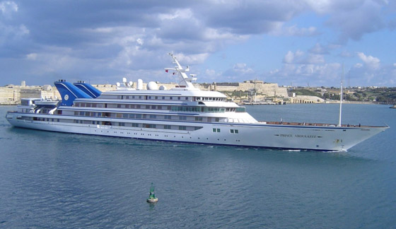 تضم ساونا، ملاعب غولف وسينمات.. إليكم أكبر 10 يخوت فاخرة في العالم صورة رقم 6