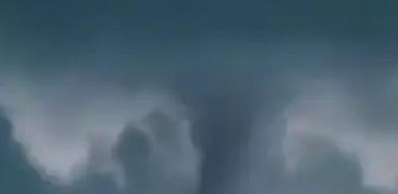 فيديو وصور: ظاهرة الودق لأول مرة بالإسكندرية تثير الذهول والرعب! مذكورة بالقرآن الكريم صورة رقم 3 فيديو وصور: ظاهرة الودق لأول مرة بالإسكندرية تثير الذهول والرعب! مذكورة بالقرآن الكريم صورة رقم 3