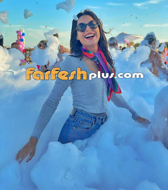 صور النجمات الجميلات خلال 24 ساعة: سميرة سعيد أنيقة وهيفاء وهبي دلوعة بالطائرة صورة رقم 7 صور النجمات الجميلات خلال 24 ساعة: سميرة سعيد أنيقة وهيفاء وهبي دلوعة بالطائرة صورة رقم 7