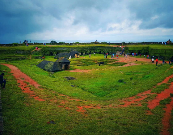 مصممة على شكل نجمة.. اكتشفوا ميزات قلعة مانجاراباد الفريدة في الهند صورة رقم 9 مصممة على شكل نجمة.. اكتشفوا ميزات قلعة مانجاراباد الفريدة في الهند صورة رقم 9