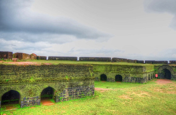 مصممة على شكل نجمة.. اكتشفوا ميزات قلعة مانجاراباد الفريدة في الهند صورة رقم 13 مصممة على شكل نجمة.. اكتشفوا ميزات قلعة مانجاراباد الفريدة في الهند صورة رقم 13