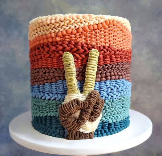 شاب يحول الكيك لقطعة من التريكو.. لا يمكنك رفع أعينك من عليها صورة رقم 8