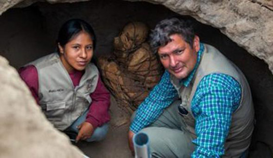 بالصور.. مومياء غريبة مكبلة اليدين بالحبال في مقبرة تحت الأرض! صورة رقم 2