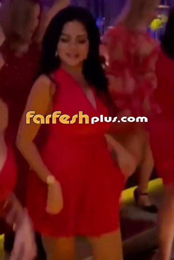 رانيا يوسف وسهرة رقص احتفالا بعيد ميلادها في إسبانيا (صور وفيديو).. الكل يرتدون الأحمر! صورة رقم 5 رانيا يوسف وسهرة رقص احتفالا بعيد ميلادها في إسبانيا (صور وفيديو).. الكل يرتدون الأحمر! صورة رقم 5