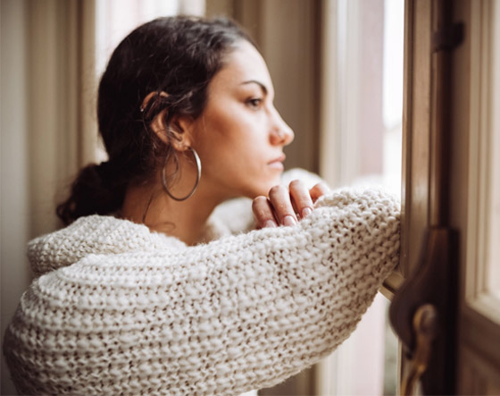 اكتئاب نهاية العام.. لماذا يشعر البعض بالكآبة والقلق في رأس السنة؟ صورة رقم 3 اكتئاب نهاية العام.. لماذا يشعر البعض بالكآبة والقلق في رأس السنة؟ صورة رقم 3
