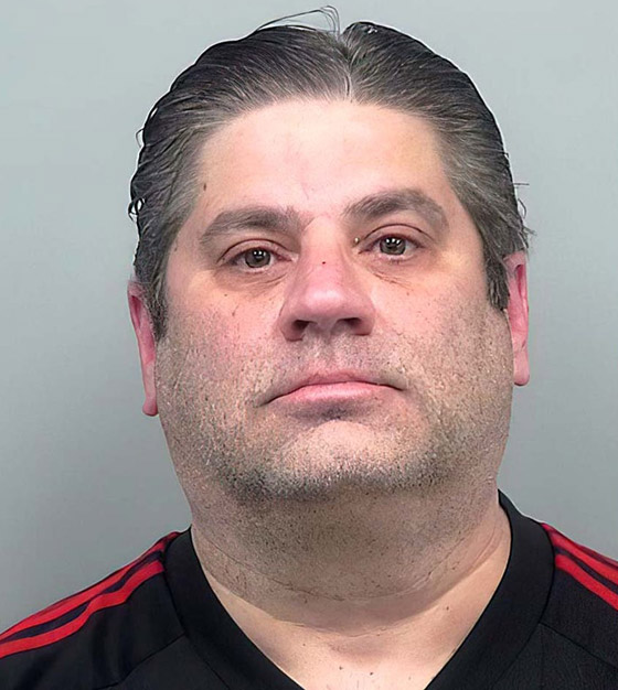 حاميها حراميها.. تحقيق يكشف لصا لن تصدق من يكون! صورة رقم 1 حاميها حراميها.. تحقيق يكشف لصا لن تصدق من يكون! صورة رقم 1