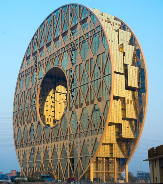 صور أغرب المباني حول العالم: هل شاهدتم المنزل المجنون من قبل؟ صورة رقم 6