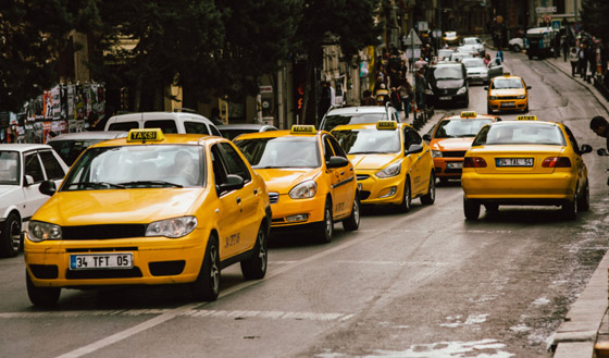 الطائرات بيضاء.. إليكم الأسباب العلمية المثيرة وراء اختيار ألوان أشياء حولنا صورة رقم 2