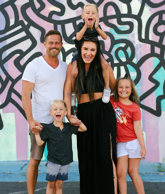 زوجان استدانا مبلغا ضخما لأجل الطلاق ثم تصالحا، ولعنة الديون تلاحقهما! صورة رقم 8