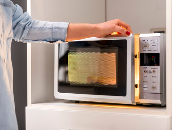 الشريط اللاصق والميكروويف.. هكذا تطورت التقنيات العسكرية في حياتنا صورة رقم 2 الشريط اللاصق والميكروويف.. هكذا تطورت التقنيات العسكرية في حياتنا صورة رقم 2