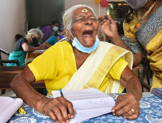 معمرة هندية تحقق أمنيتها بعدما بلغت 104 أعوام، وتخوض تحديا جديدا صورة رقم 6