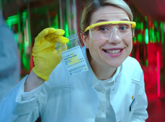 تذكرة صالحة للأكل بنكهة القنب! شركة نقل ألمانية تغري الركاب بعيد الميلاد صورة رقم 9