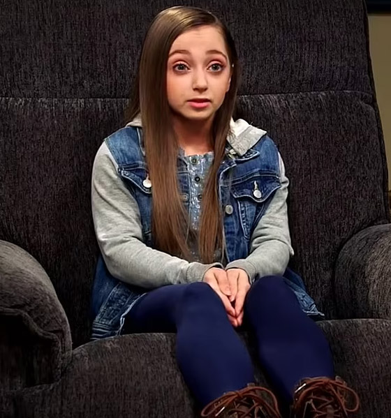 سيدة أمريكية (22 عاما) سيدة أمريكية (22 عاما)