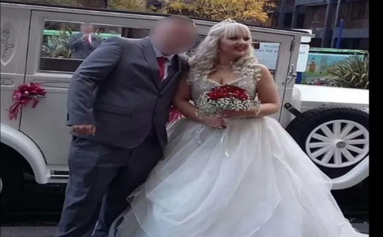 أغرب احتفال لسيدة بطلاقها من زوجها.. هذا ما فعلته بفستان زفافها! صورة رقم 3