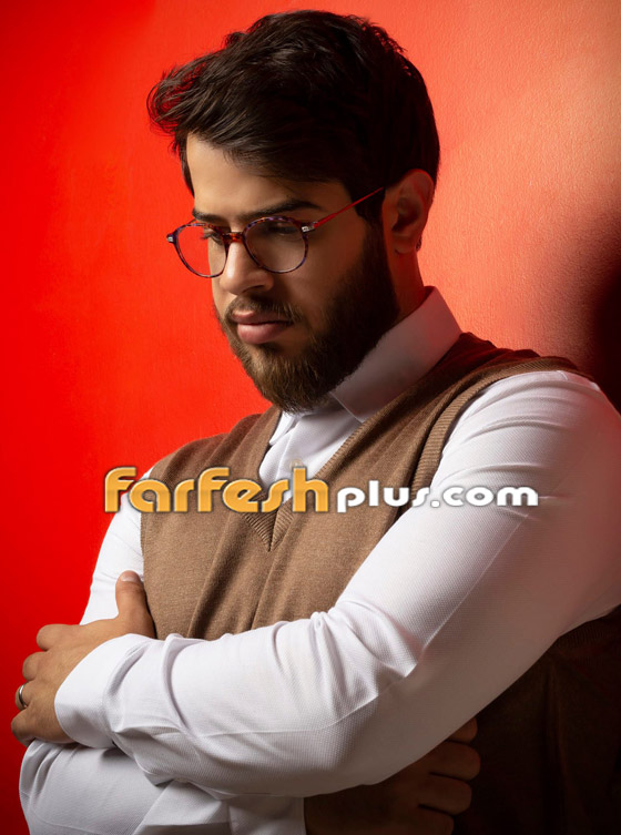 أدهم نابلسي يفاجئ زوّار معرض دمشق الدولي ويؤدي صلاتي المغرب والعشاء صورة رقم 2