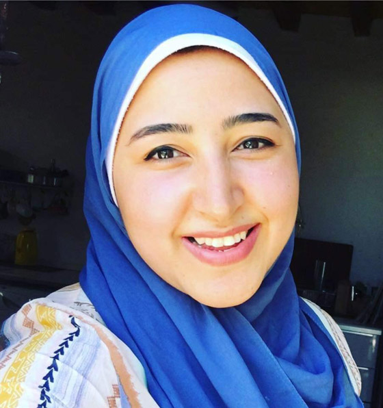 فيديو وصور أول مصرية مسلمة محجبة ترنم أغاني الكريسماس بكاتدرائية في نيويورك صورة رقم 16