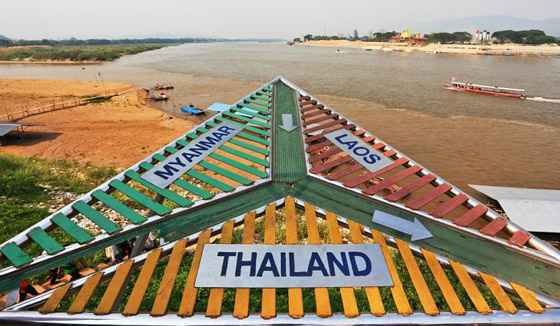 أغرب وأروع الحدود بين دول العالم صورة رقم 6 أغرب وأروع الحدود بين دول العالم صورة رقم 6