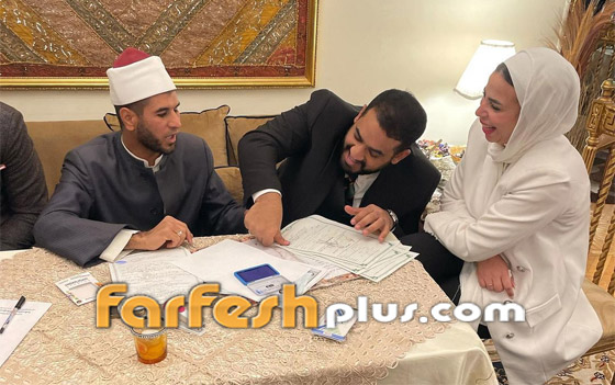 فيديو: مشاجرة ابنة ماجد المصري وعريسها، لماذا طردا بعض الحاضرين في حفل الزفاف؟ صورة رقم 22 فيديو: مشاجرة ابنة ماجد المصري وعريسها، لماذا طردا بعض الحاضرين في حفل الزفاف؟ صورة رقم 22