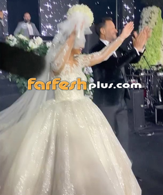 فيديو: مشاجرة ابنة ماجد المصري وعريسها، لماذا طردا بعض الحاضرين في حفل الزفاف؟ صورة رقم 15 فيديو: مشاجرة ابنة ماجد المصري وعريسها، لماذا طردا بعض الحاضرين في حفل الزفاف؟ صورة رقم 15