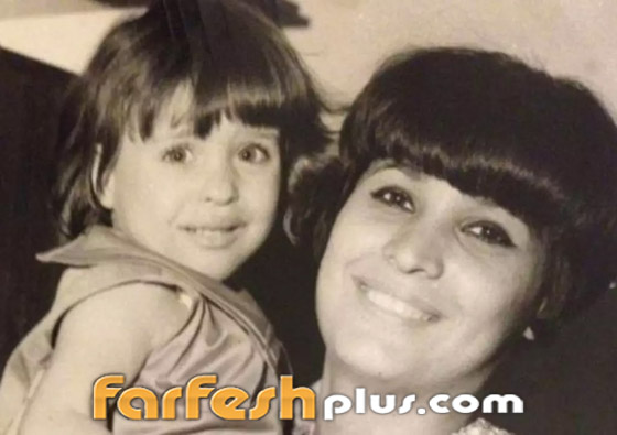 صورة من طفولة الراقصة دينا تشعل المواقع.. بحوزتها ماجستير في الفلسفة وتزوجت 9 مرات! صورة رقم 1