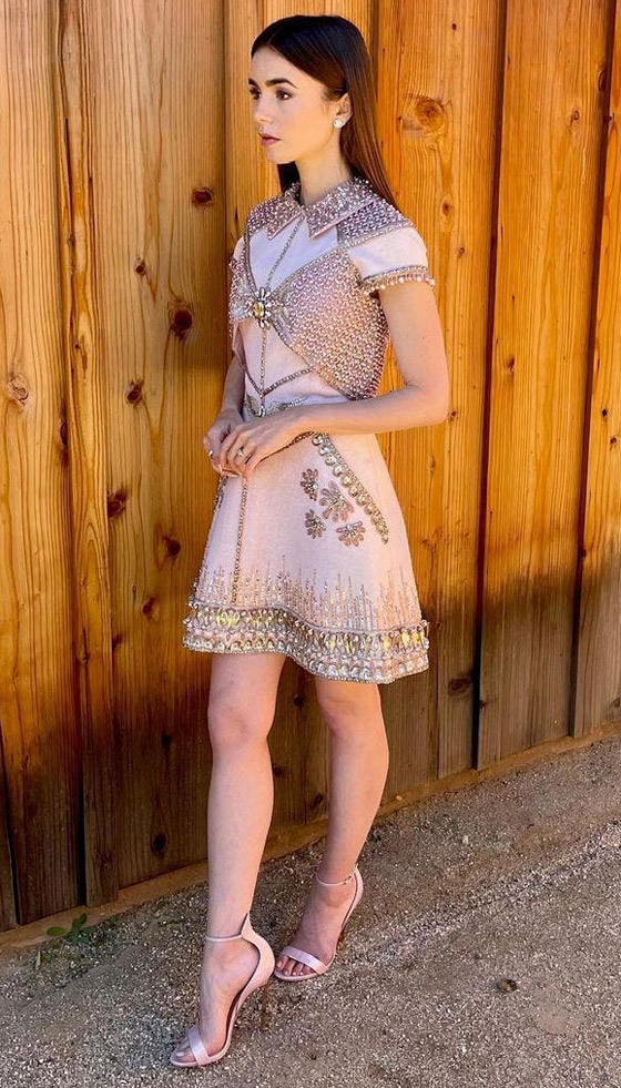 بالصور: أجمل ما ارتدته النجمات من أزياء المصممين العرب في 2021 صورة رقم 3 بالصور: أجمل ما ارتدته النجمات من أزياء المصممين العرب في 2021 صورة رقم 3