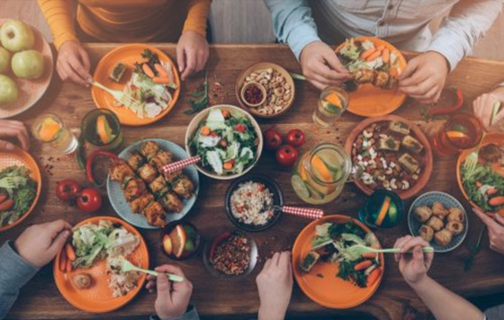 أغرب عادات الدول في استقبال العام الجديد صورة رقم 17 أغرب عادات الدول في استقبال العام الجديد صورة رقم 17