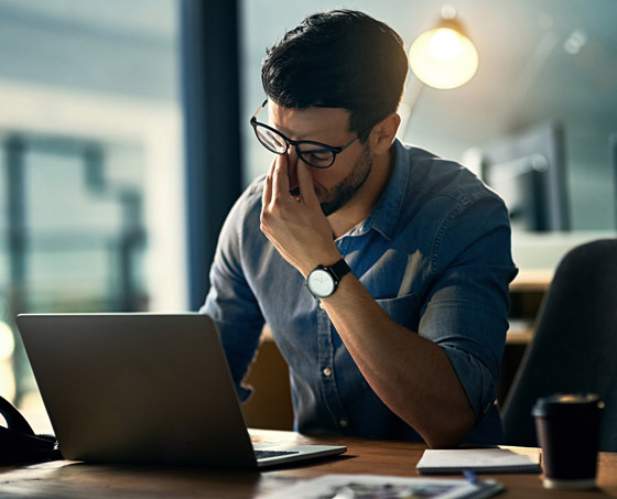 إليكم 7 أطعمة وعادات شائعة تعجّل الهرم وتجعلكم أكبر من عمركم بكثير صورة رقم 8 إليكم 7 أطعمة وعادات شائعة تعجّل الهرم وتجعلكم أكبر من عمركم بكثير صورة رقم 8