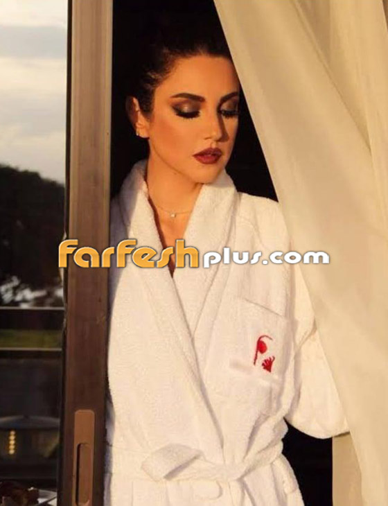 موضة النجمات.. 11 فنانة يظهرن بـ(بورنس الحمام) آخرهن سمية الخشاب صورة رقم 11