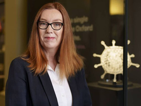 ساهمت بتطوير لقاح كورونا.. شركة تكرم عالمة بريطانية بدمية باربي! فيديو صورة رقم 13