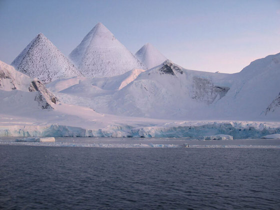 صور: تصميمات جديدة خلابة لأشهر المعالم التاريخية تأخذكم إلى عالم الخيال صورة رقم 4