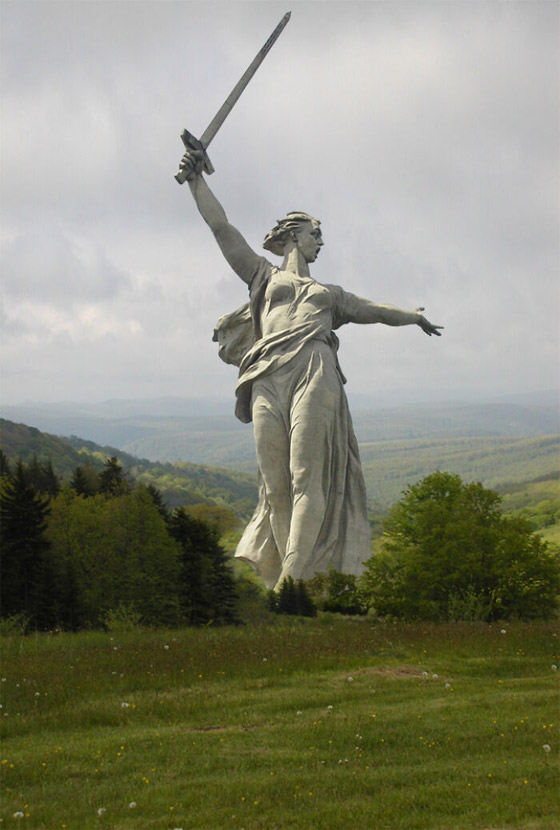 صور: تصميمات جديدة خلابة لأشهر المعالم التاريخية تأخذكم إلى عالم الخيال صورة رقم 9