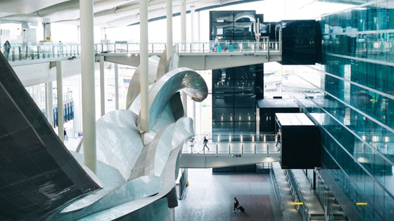 مطار عربي يتصدر القائمة.. إليكم أفضل المطارات في العالم للعام 2021 صورة رقم 7