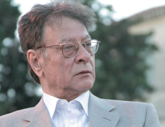 صورة رقم 10 - غزة: إحياء الذكرى الـ13 لرحيل شاعر الثورة الفلسطيني محمود درويش صورة رقم 10 - غزة: إحياء الذكرى الـ13 لرحيل شاعر الثورة الفلسطيني محمود درويش