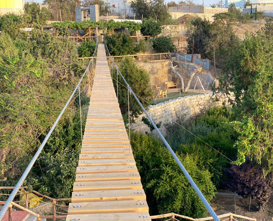 جسر معلق في السعودية يتحرك كلما هبت الرياح.. هل تجرؤ الصعود عليه؟ صورة رقم 8