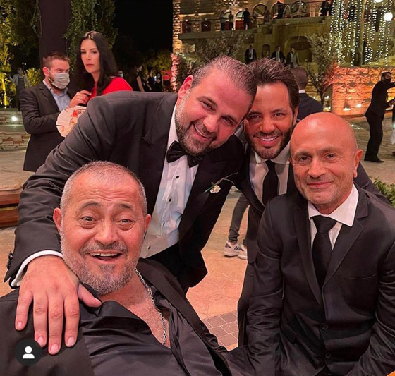 جورج وسوف يحتفل بزفاف ابنه “جونيور” ويرقص فرحا بحضور نجوم الفن فيديو وصور: صورة رقم 3