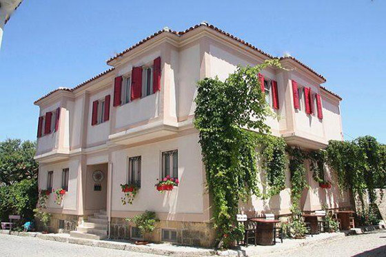 جزيرة تينيدوس التركية.. لؤلؤة بحر إيجة وبوابة الدردنيل التاريخية صورة رقم 2