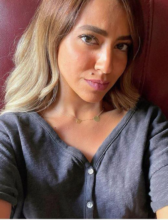 10 صور حديثه لنجوم الفن: درة انيقه، الفيشاوي في الجيم ودنيا بطمة بفستان ملون صورة رقم 5 10 صور حديثه لنجوم الفن: درة انيقه، الفيشاوي في الجيم ودنيا بطمة بفستان ملون صورة رقم 5