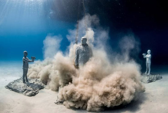 غابة غارقة من المنحوتات تنمو تحت الماء في البحر الأبيض المتوسط صورة رقم 3