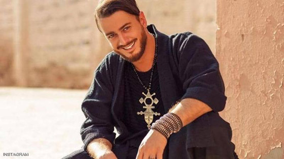 اغرب شروط حفلات النجوم : روبي تمنع الهوت شورت، ربطة عنق لحفل هيفا، وعمرو دياب لا للمحجبات! صورة رقم 6