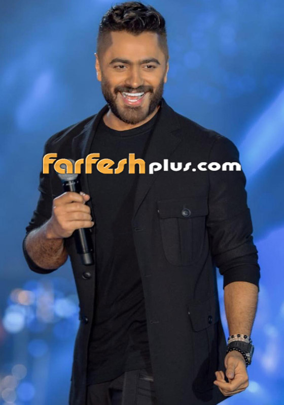فيديو: تامر حسني يتعرض لموقف محرج أثناء استلامه جائزة تكريمية صورة رقم 10 فيديو: تامر حسني يتعرض لموقف محرج أثناء استلامه جائزة تكريمية صورة رقم 10