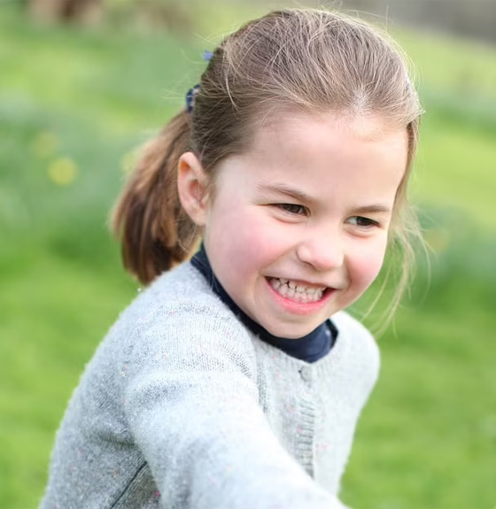 الأمير ويليام وكيت ينشران صورة جديدة لابنتهما شارلوت بعيد ميلادها التاسع صورة رقم 15 الأمير ويليام وكيت ينشران صورة جديدة لابنتهما شارلوت بعيد ميلادها التاسع صورة رقم 15